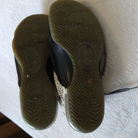 Nike KD Black History Month Size 6.5Y - Picture 6 of 8